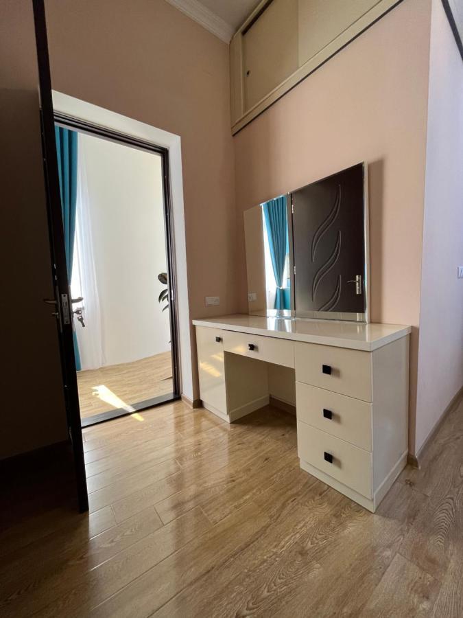 Guest House Mtani Near Colchis Fountain 쿠타이시 외부 사진