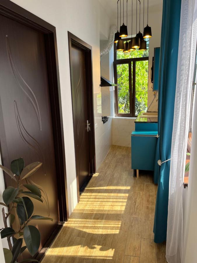 Guest House Mtani Near Colchis Fountain 쿠타이시 외부 사진